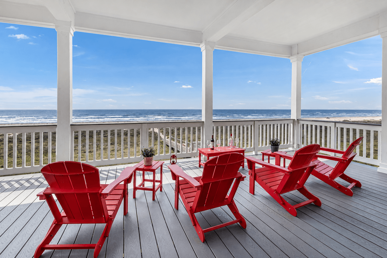 Grand Beach Retreat 17